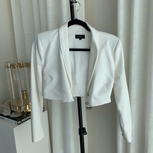 Cream Cropped Blazer